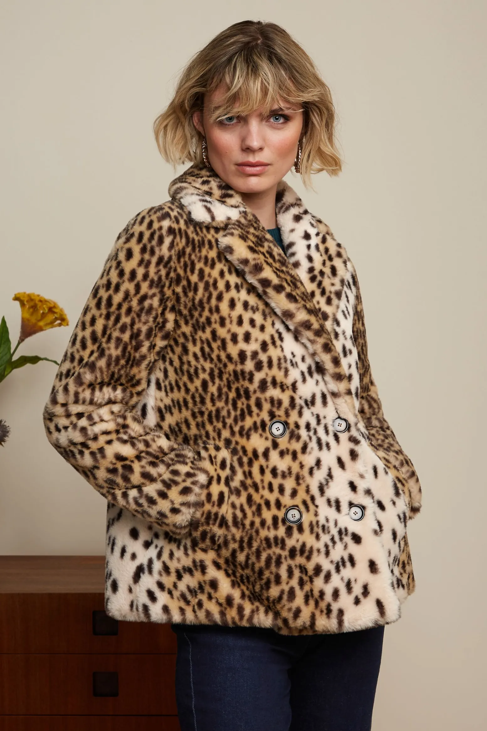 King Louie Jassen & Blazers|Patti Coat Midi Cheetah Fur Ivory